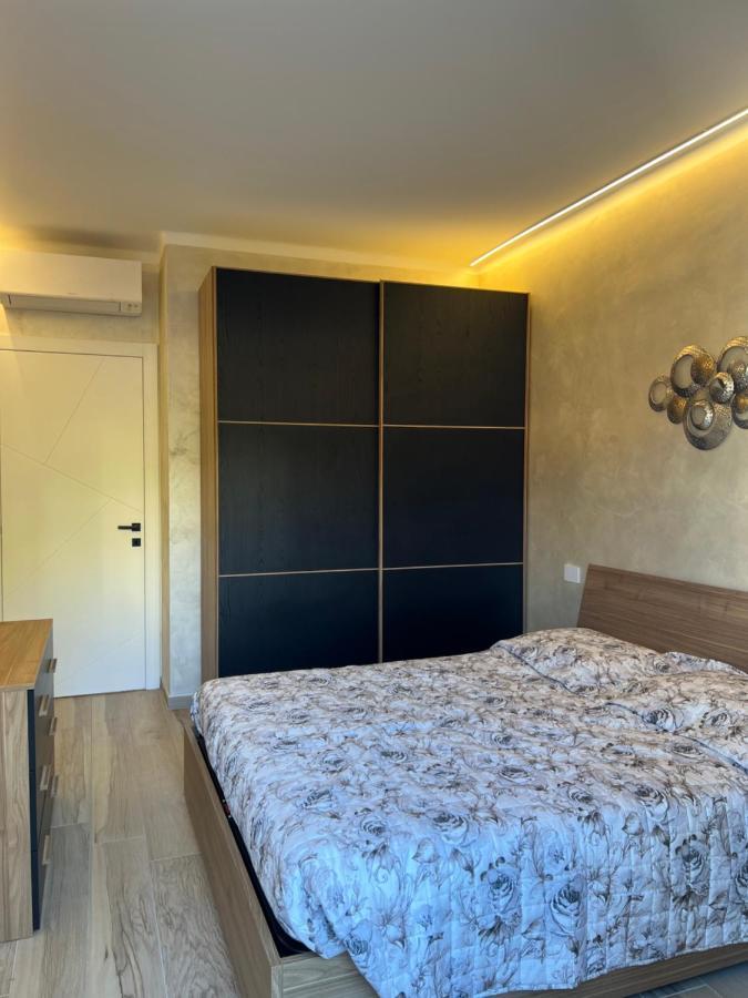 Corso Montecarlo Διαμέρισμα Βεντιμίλια Εξωτερικό φωτογραφία