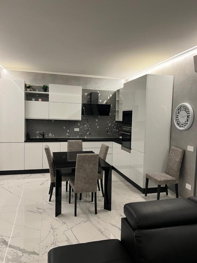 Corso Montecarlo Διαμέρισμα Βεντιμίλια Εξωτερικό φωτογραφία