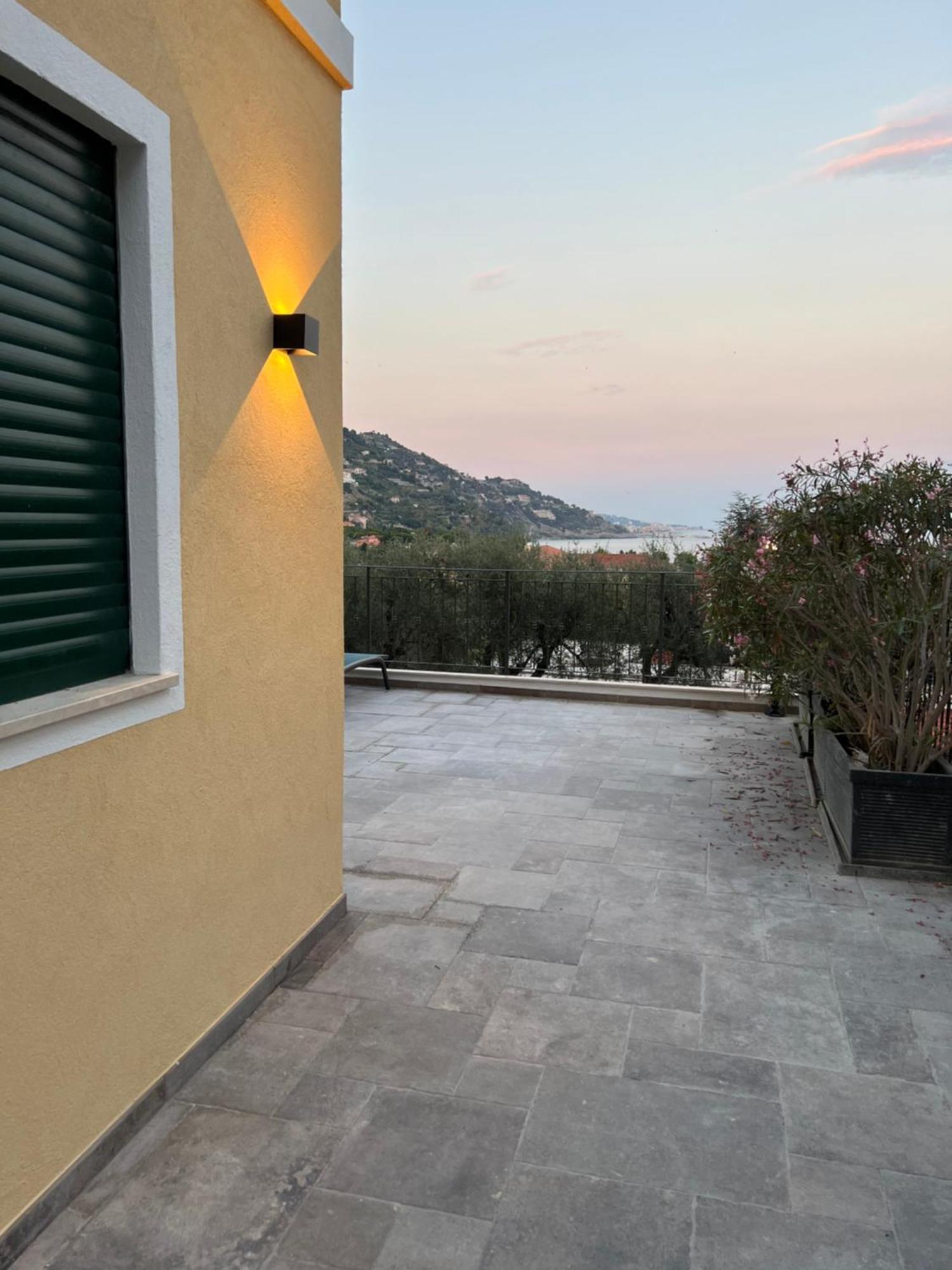 Corso Montecarlo Διαμέρισμα Βεντιμίλια Εξωτερικό φωτογραφία